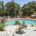 Дом отдыха Les Restanques Maison Du 4 *