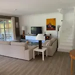 Les Restanques Maison Du 4 * Гримо