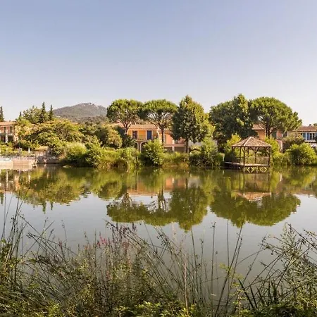 Les Restanques Maison Du 4 Holiday home *