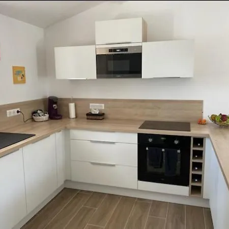 Les Restanques Maison Du 4 Holiday home *